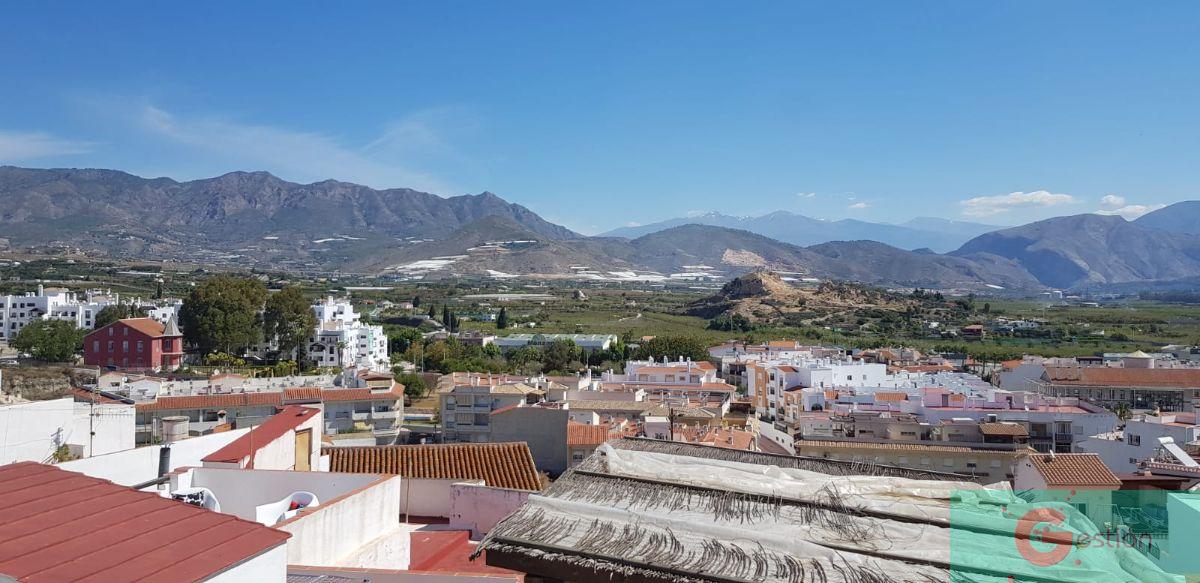 Venta de casa en Salobreña