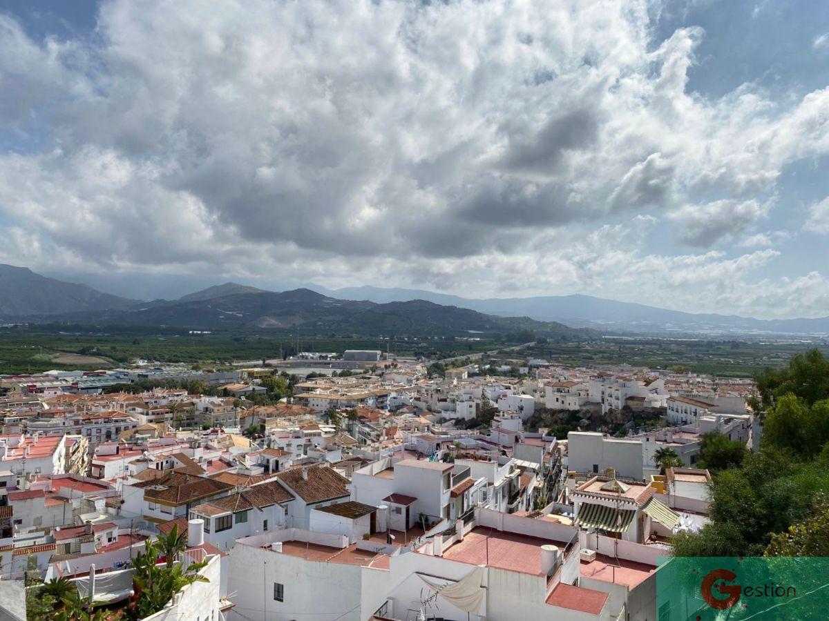 Venta de casa en Salobreña