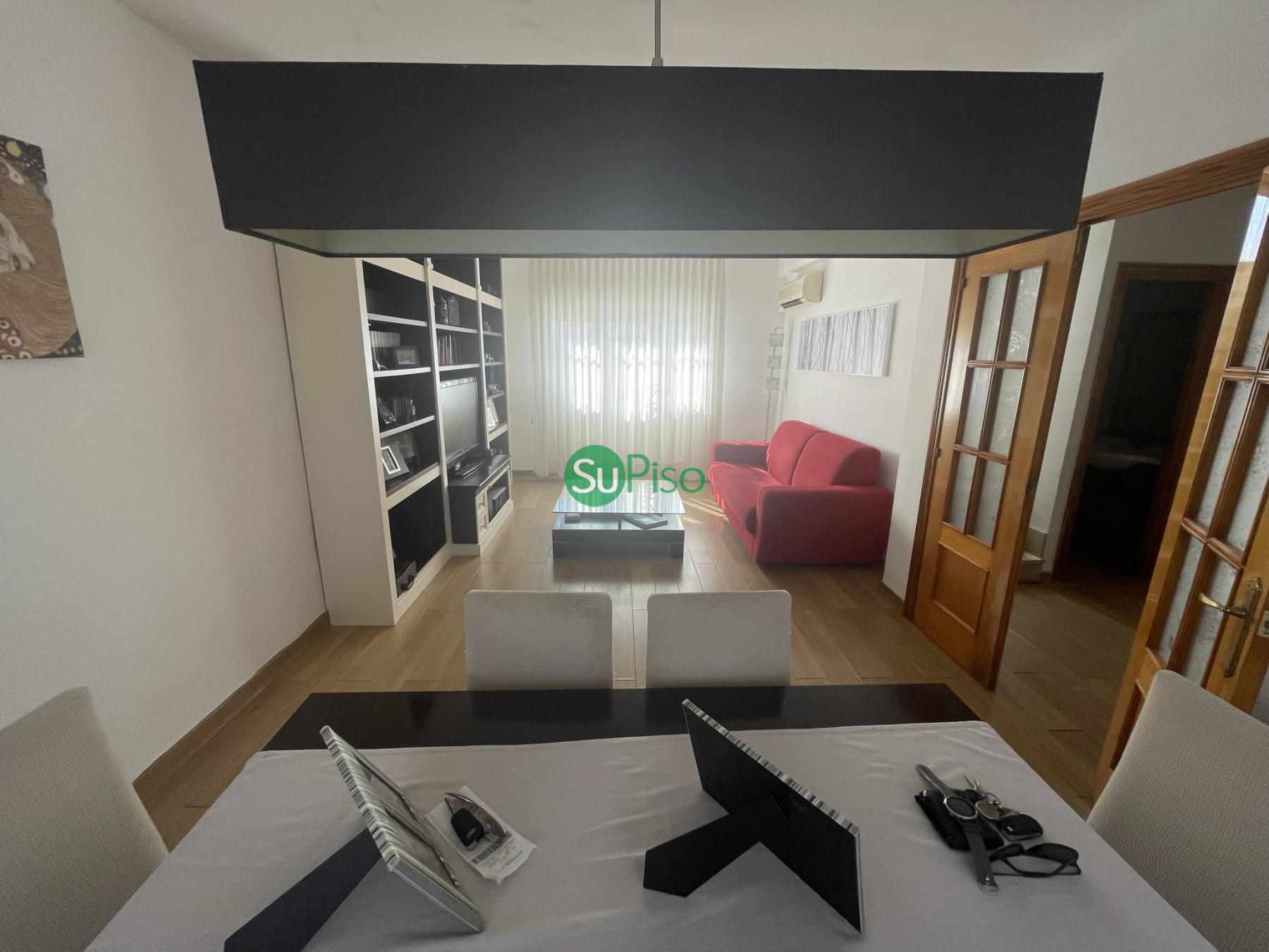 Venta de chalet en Cedillo del Condado