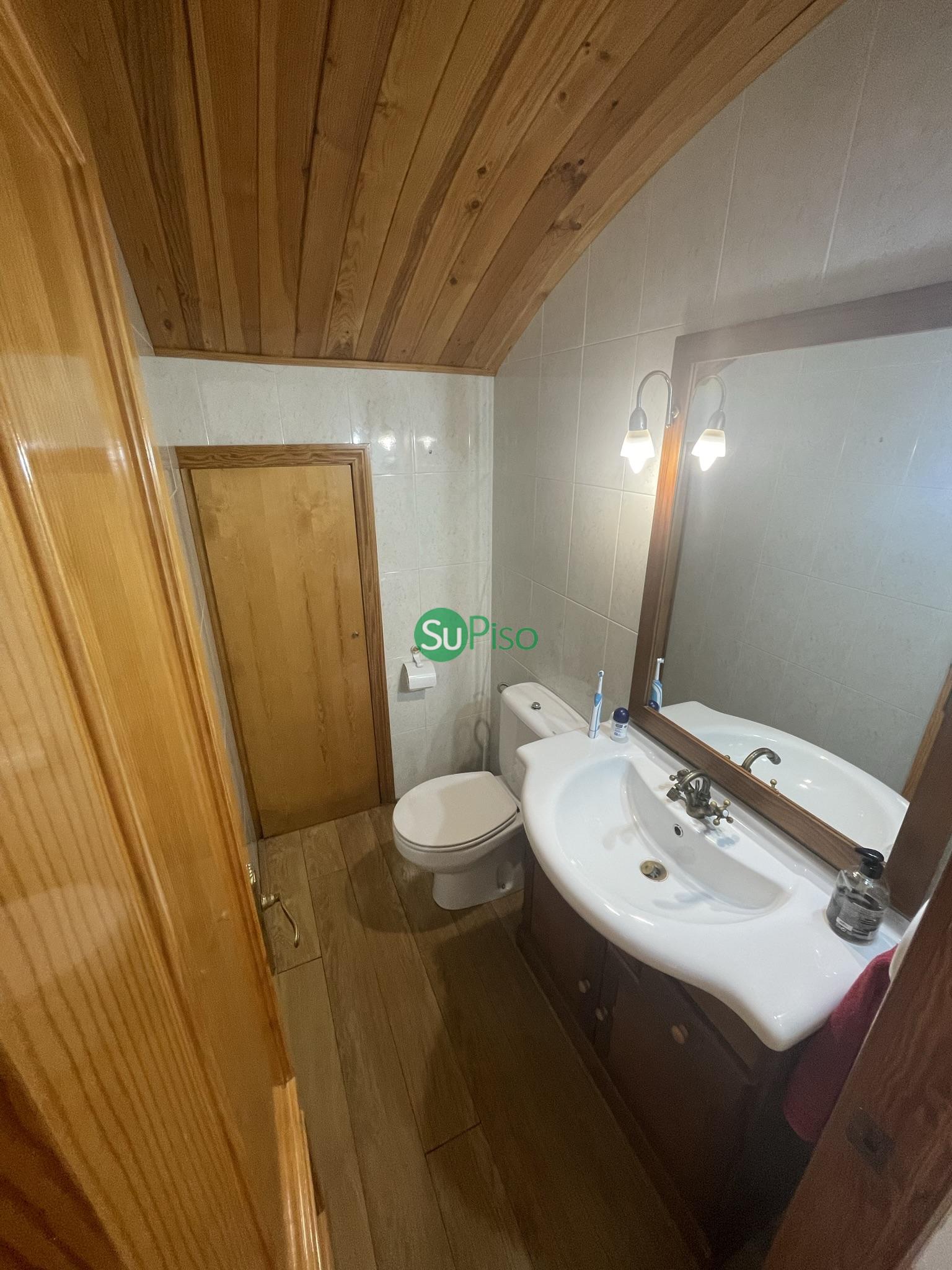 Venta de chalet en Cedillo del Condado