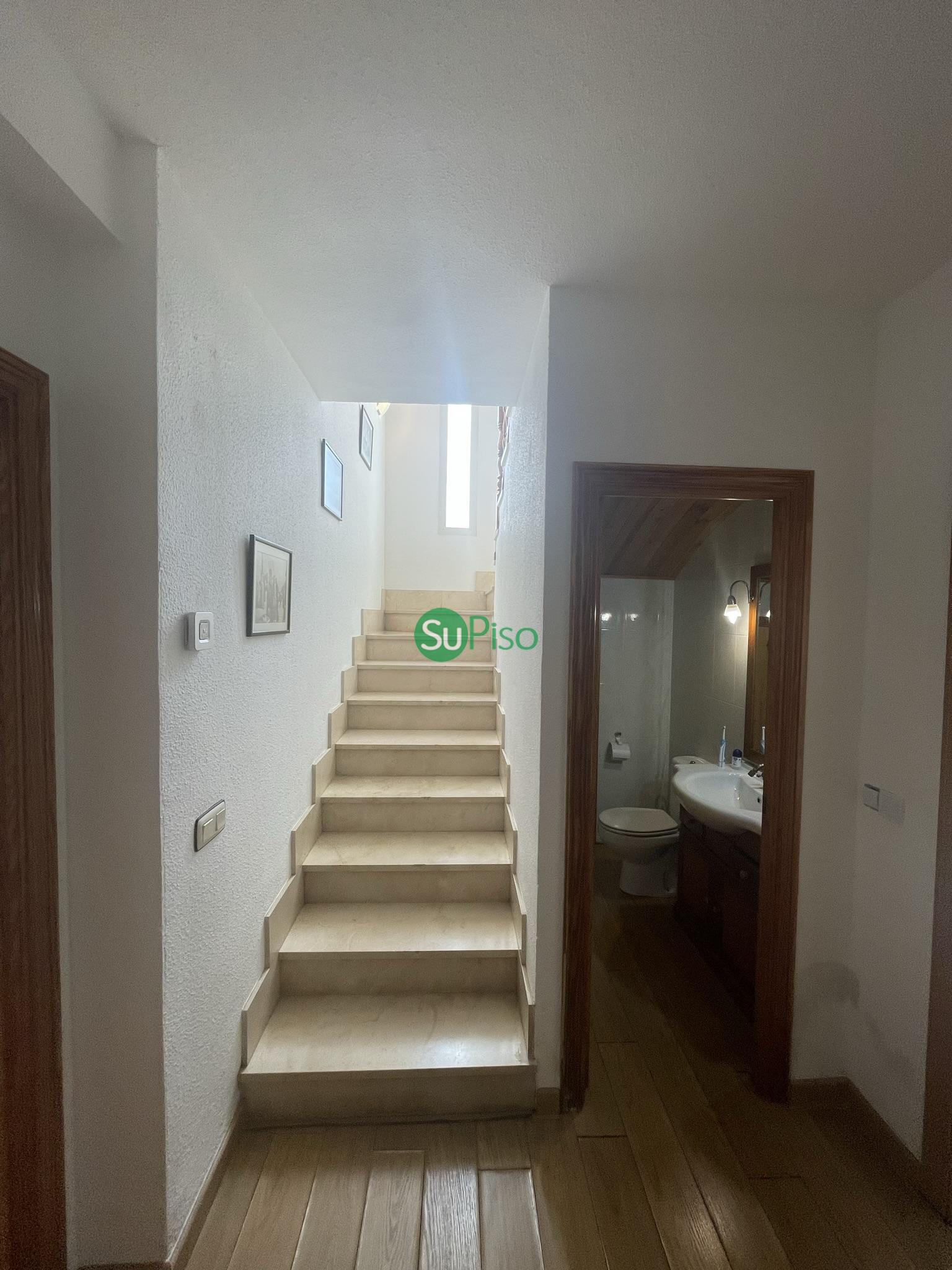 Venta de chalet en Cedillo del Condado