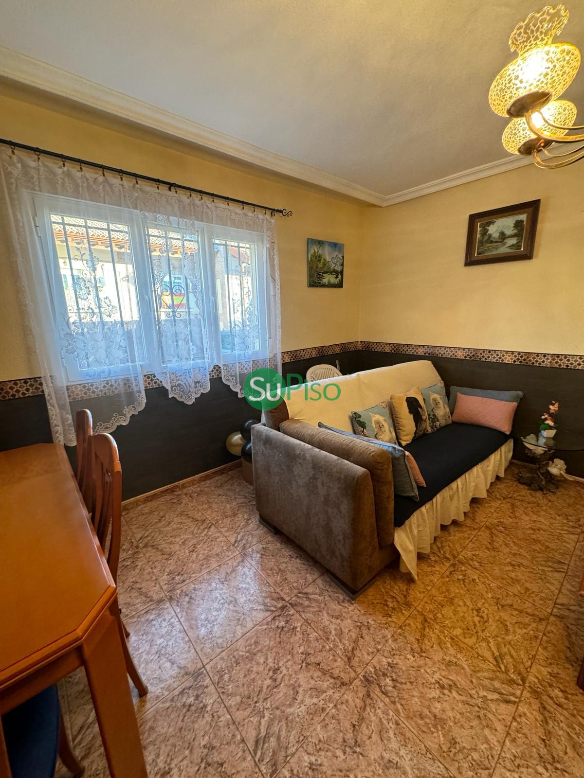 Venta de chalet en Villaluenga de la Sagra