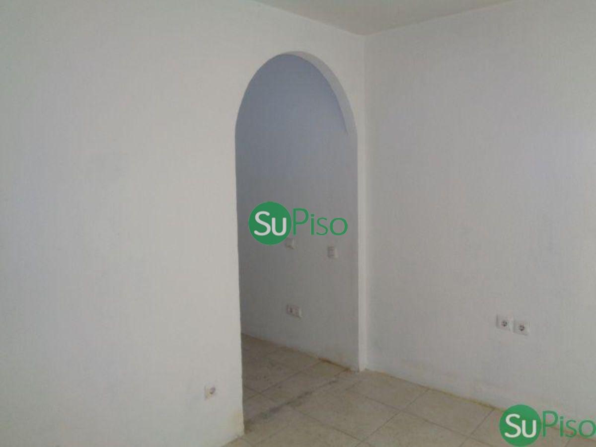 For sale of penthouse in Yeles