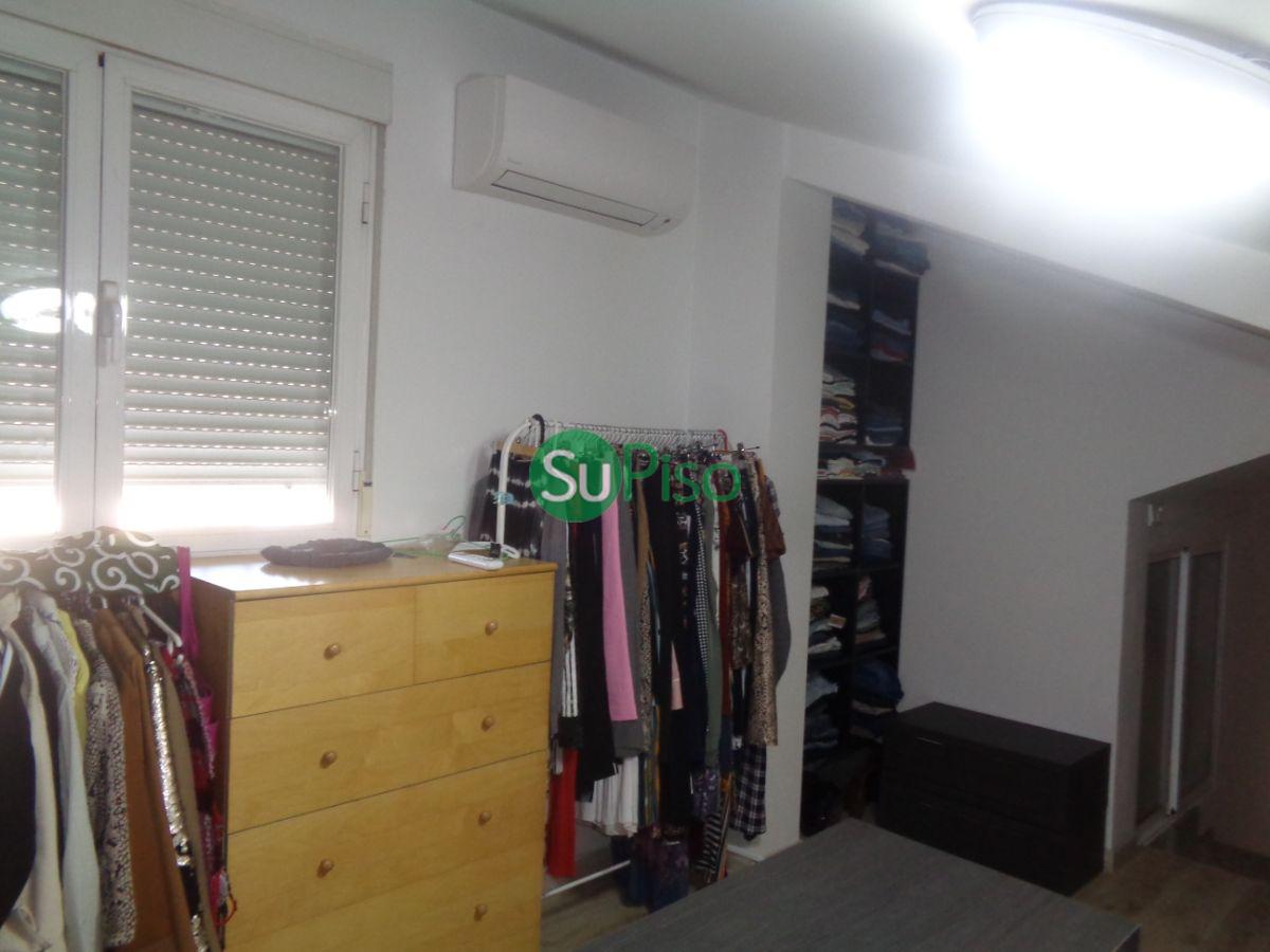 For sale of chalet in Yeles