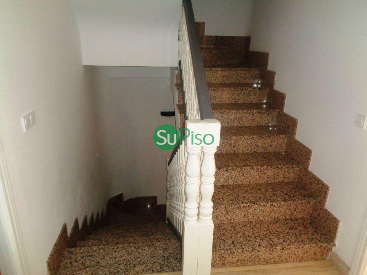 For sale of chalet in Yeles