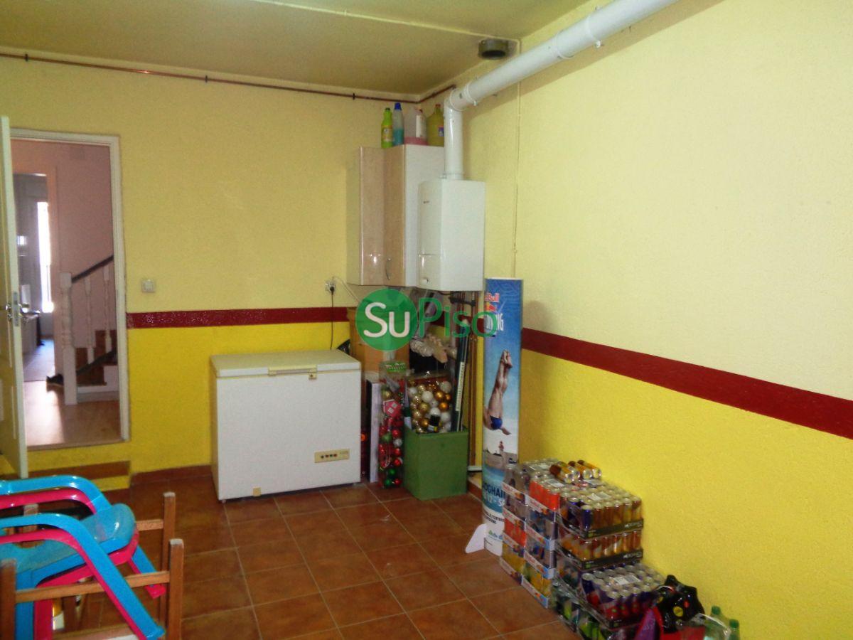 For sale of chalet in Yeles