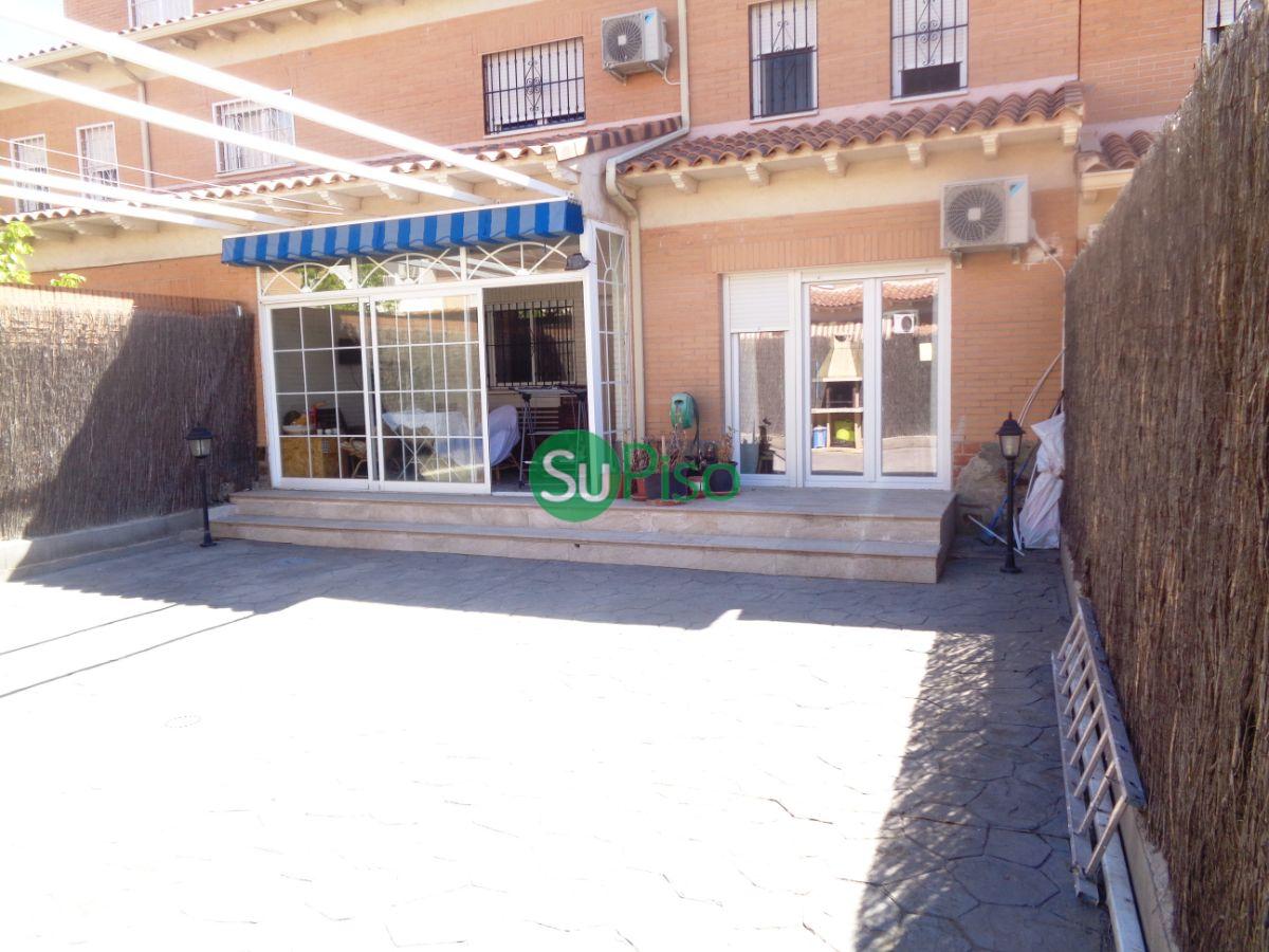 For sale of chalet in Yeles