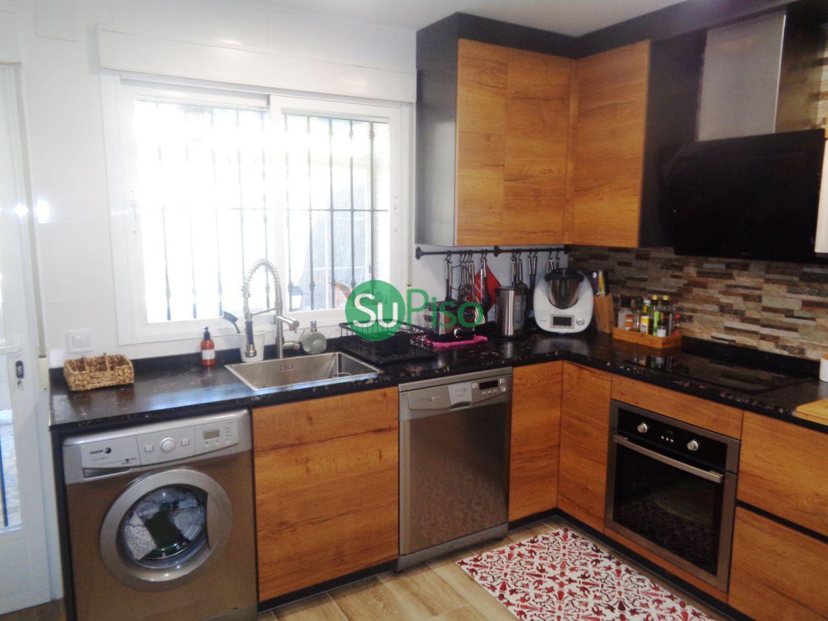 For sale of chalet in Yeles