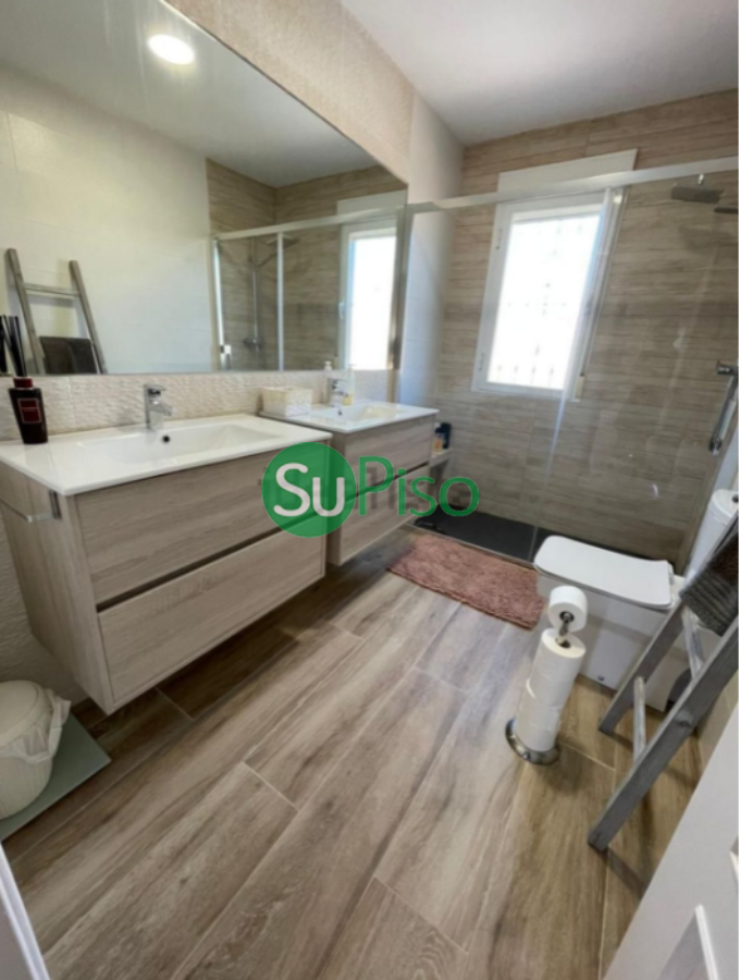 For sale of chalet in Yeles