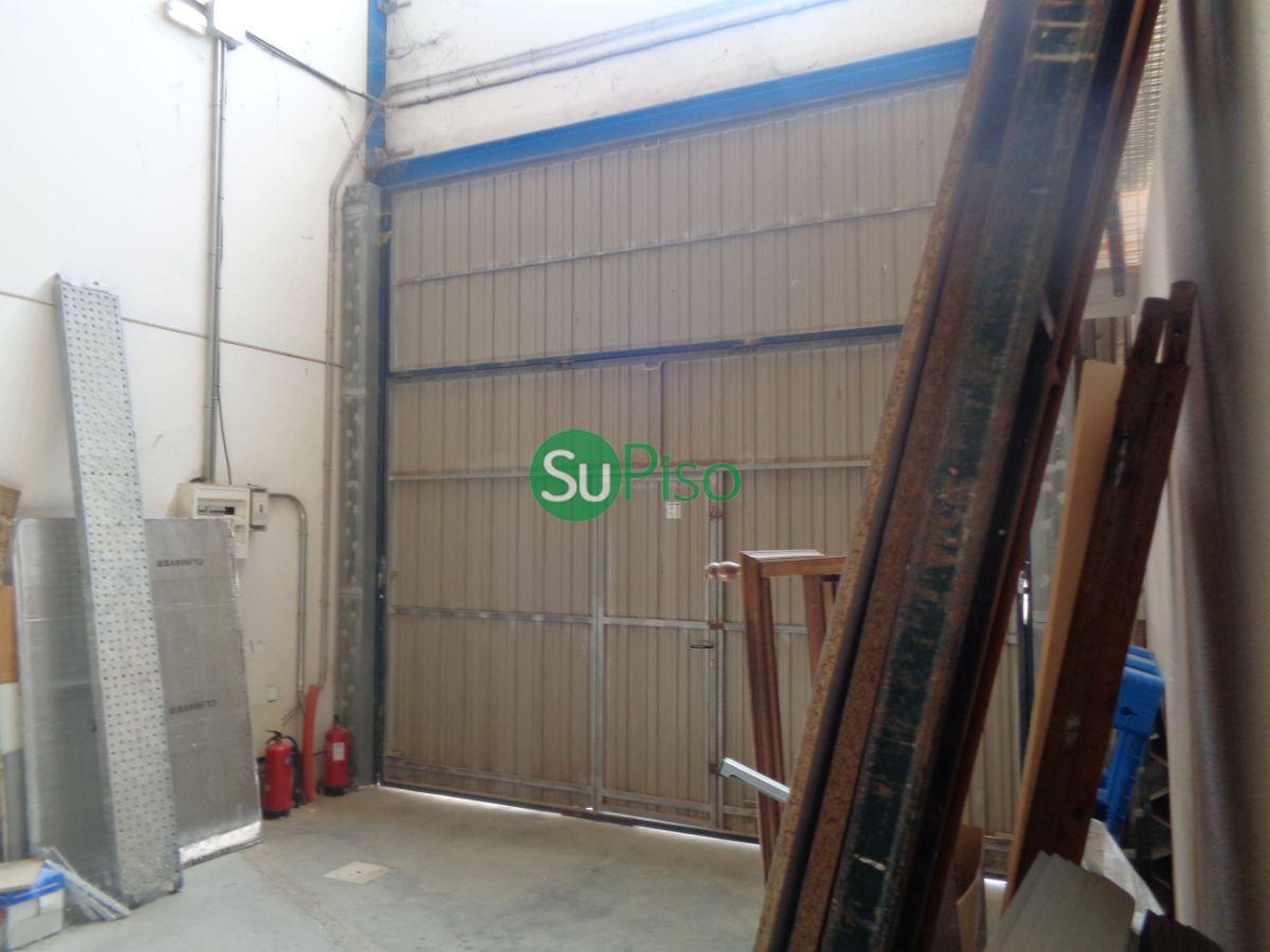 For sale of industrial plant/warehouse in Illescas