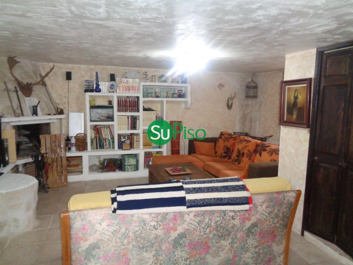 For sale of chalet in Yeles