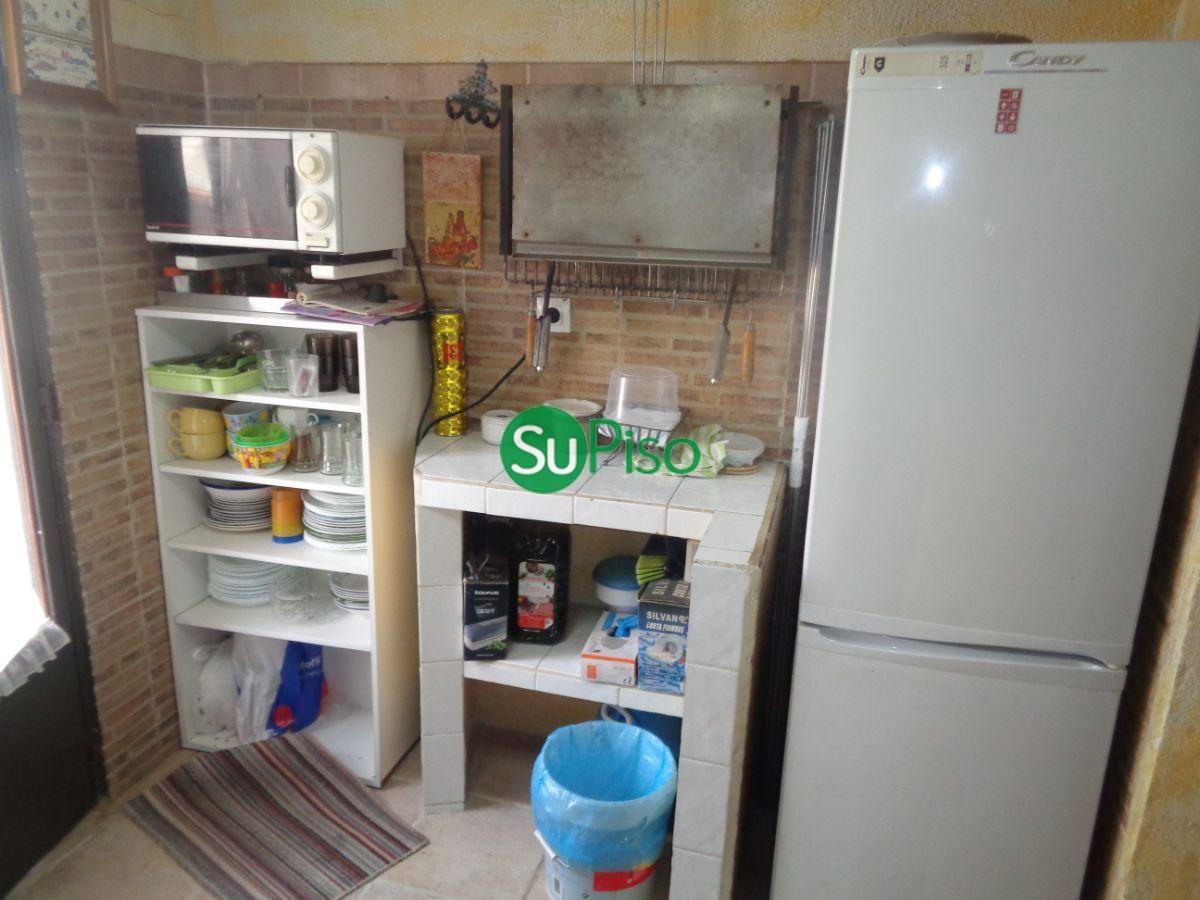 For sale of chalet in Yeles
