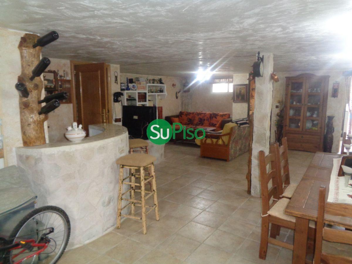 For sale of chalet in Yeles