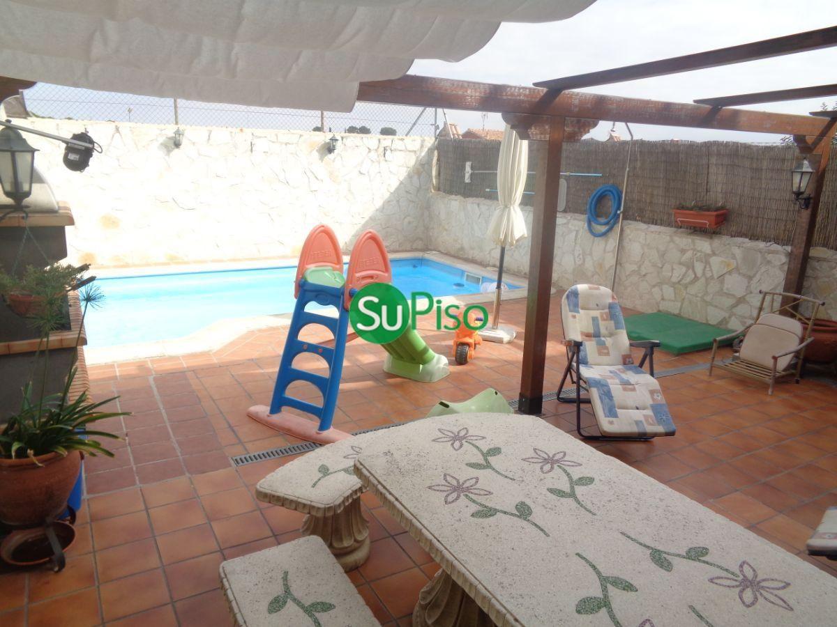 For sale of chalet in Yeles