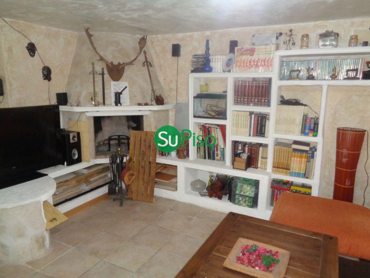 For sale of chalet in Yeles