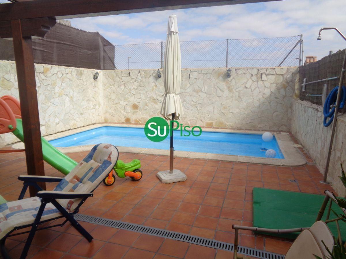 For sale of chalet in Yeles