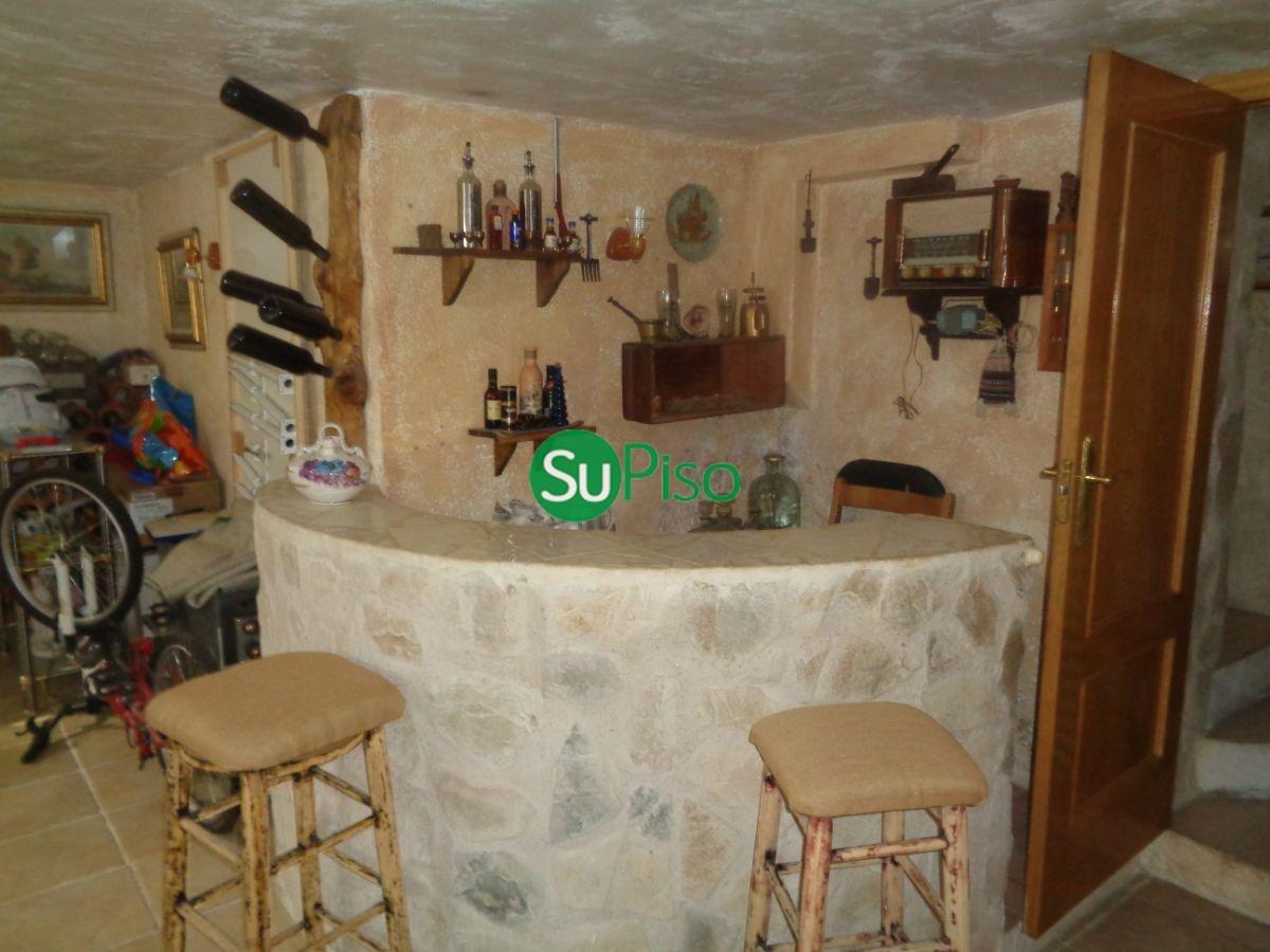 For sale of chalet in Yeles