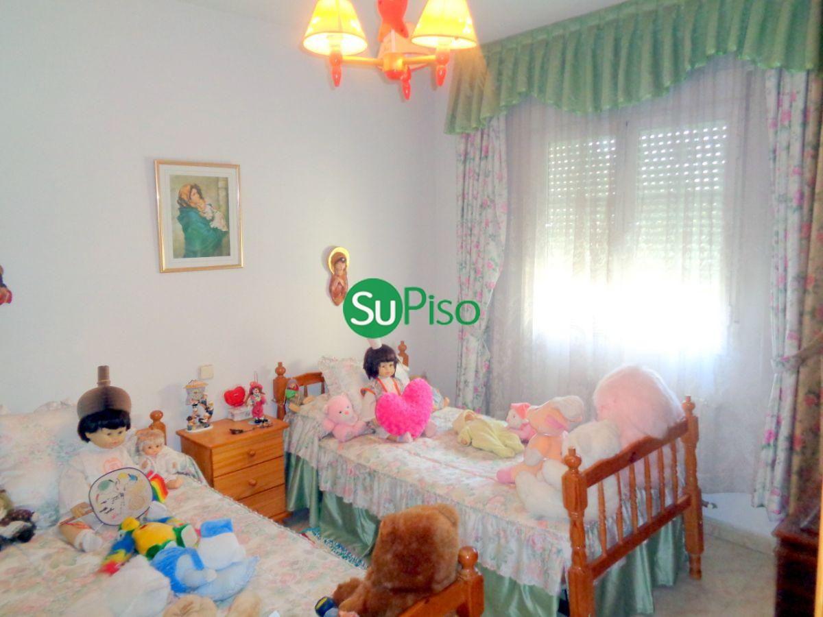 For sale of chalet in Yeles