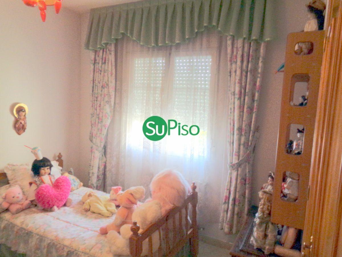 For sale of chalet in Yeles