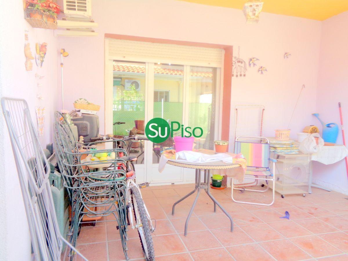 For sale of chalet in Yeles