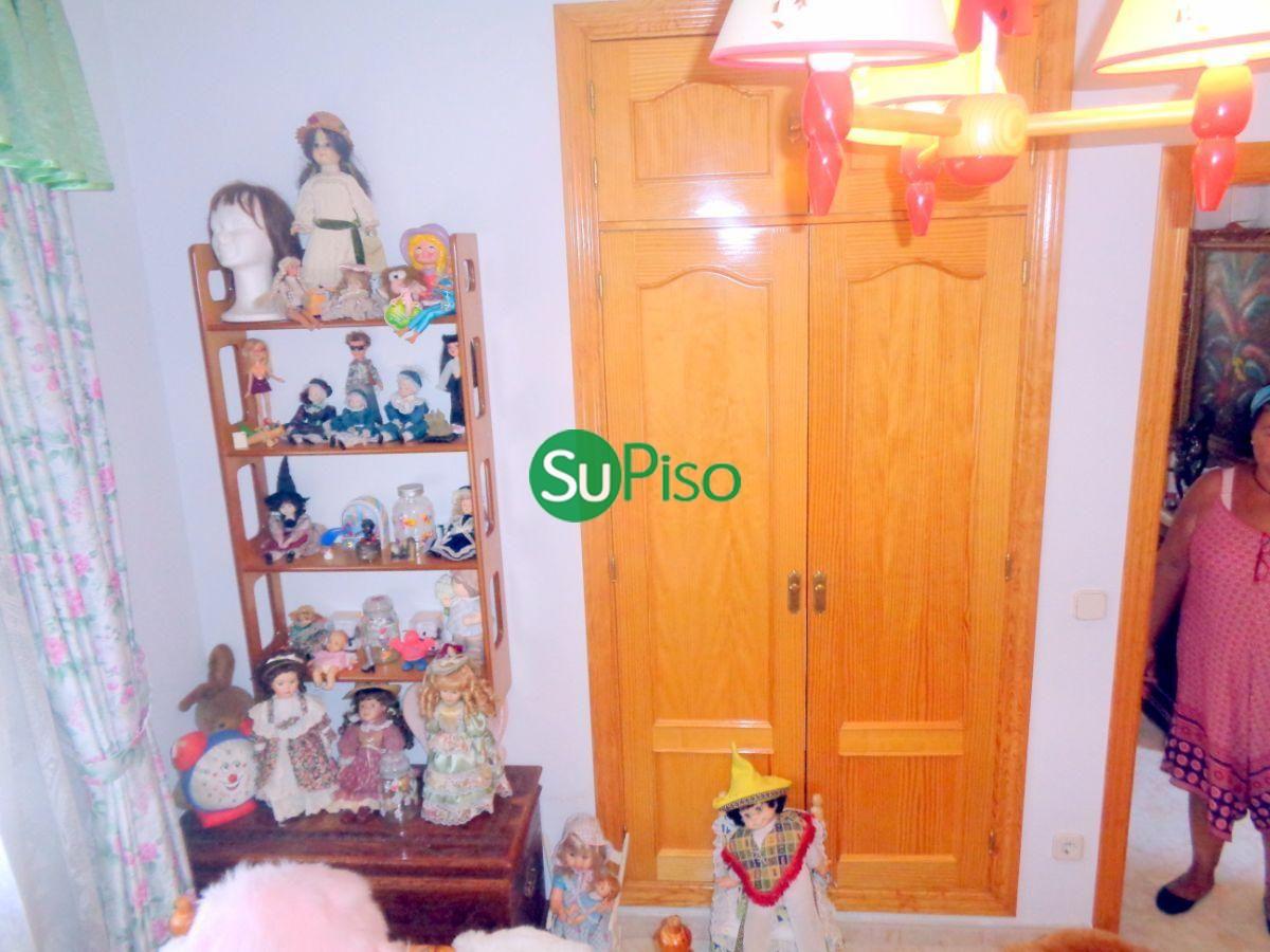 For sale of chalet in Yeles