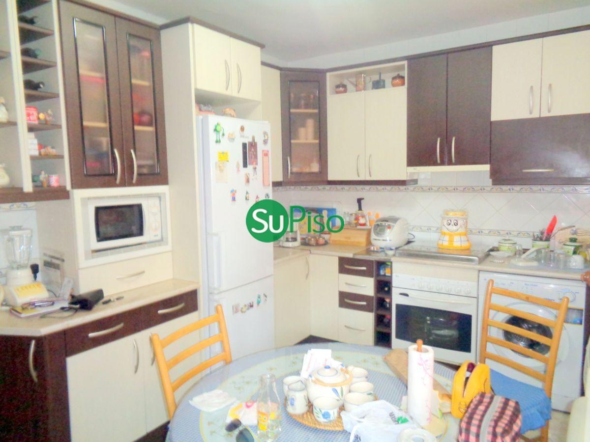 For sale of chalet in Yeles