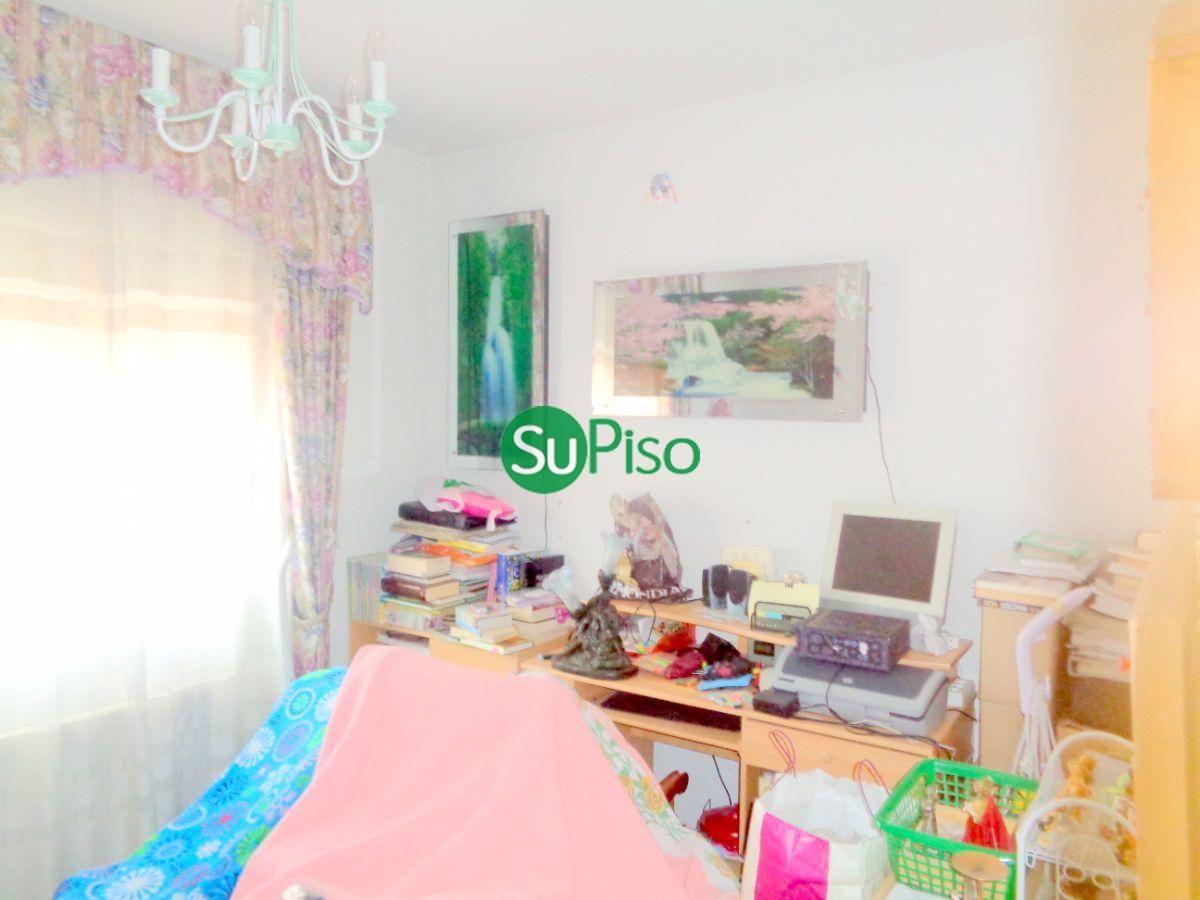For sale of chalet in Yeles