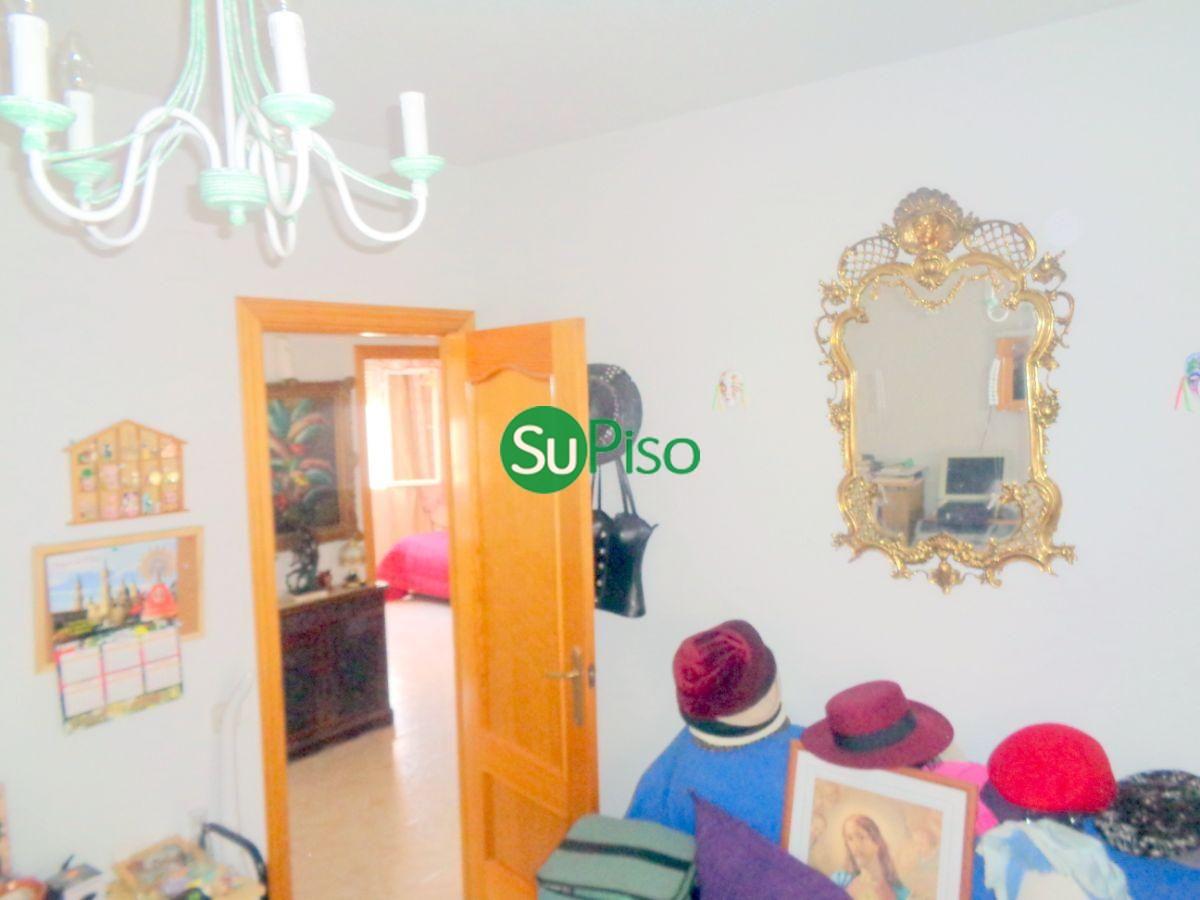 For sale of chalet in Yeles