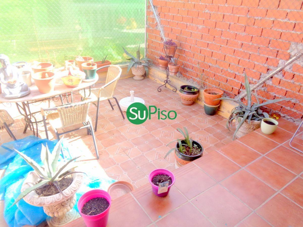 For sale of chalet in Yeles