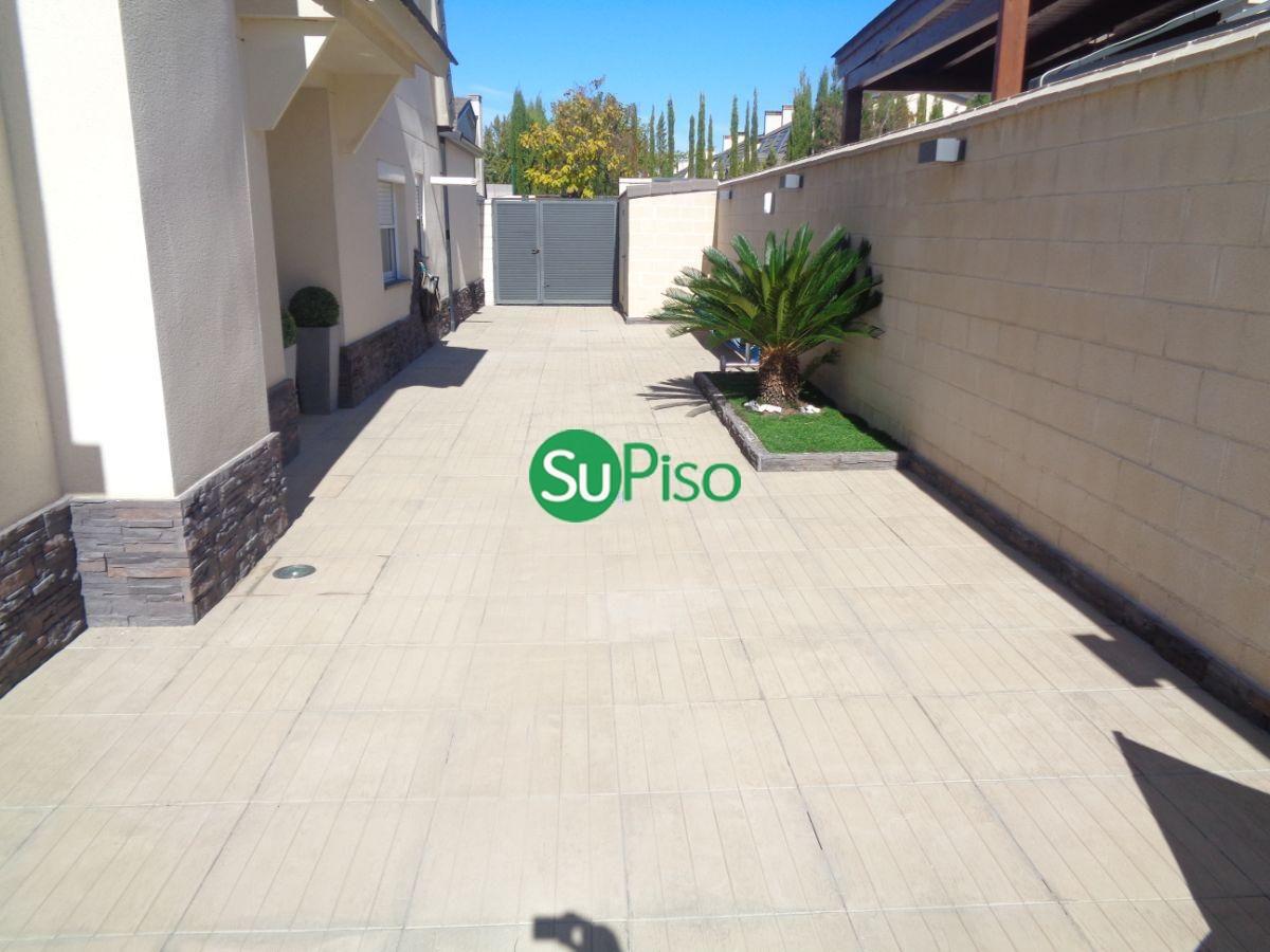 For sale of chalet in Illescas