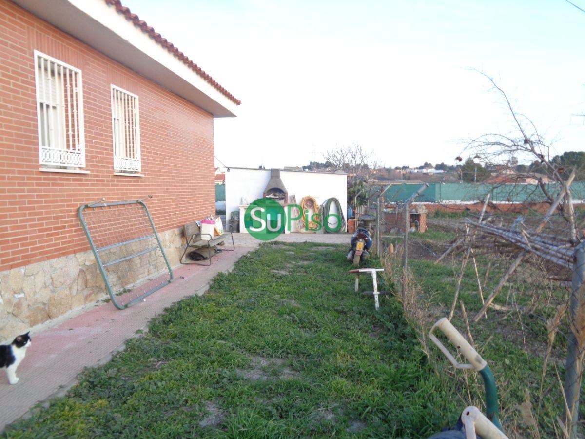 For sale of chalet in Yeles