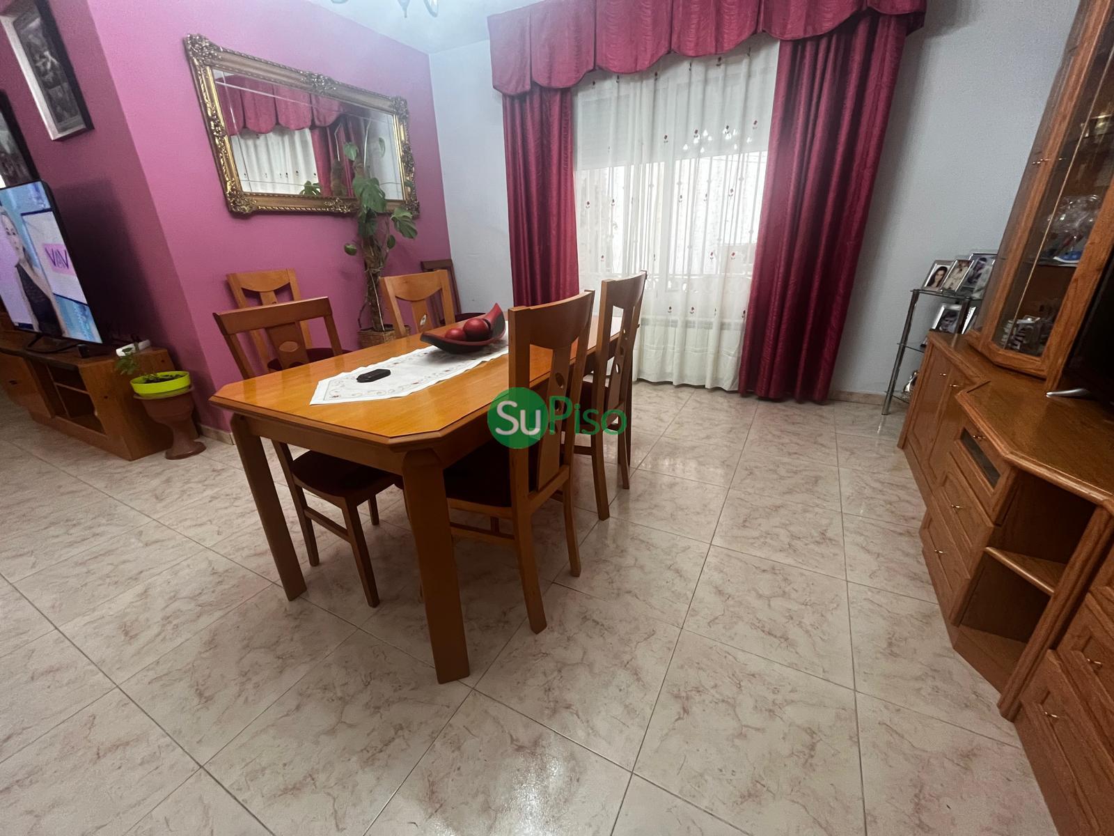 Venta de chalet en Yeles