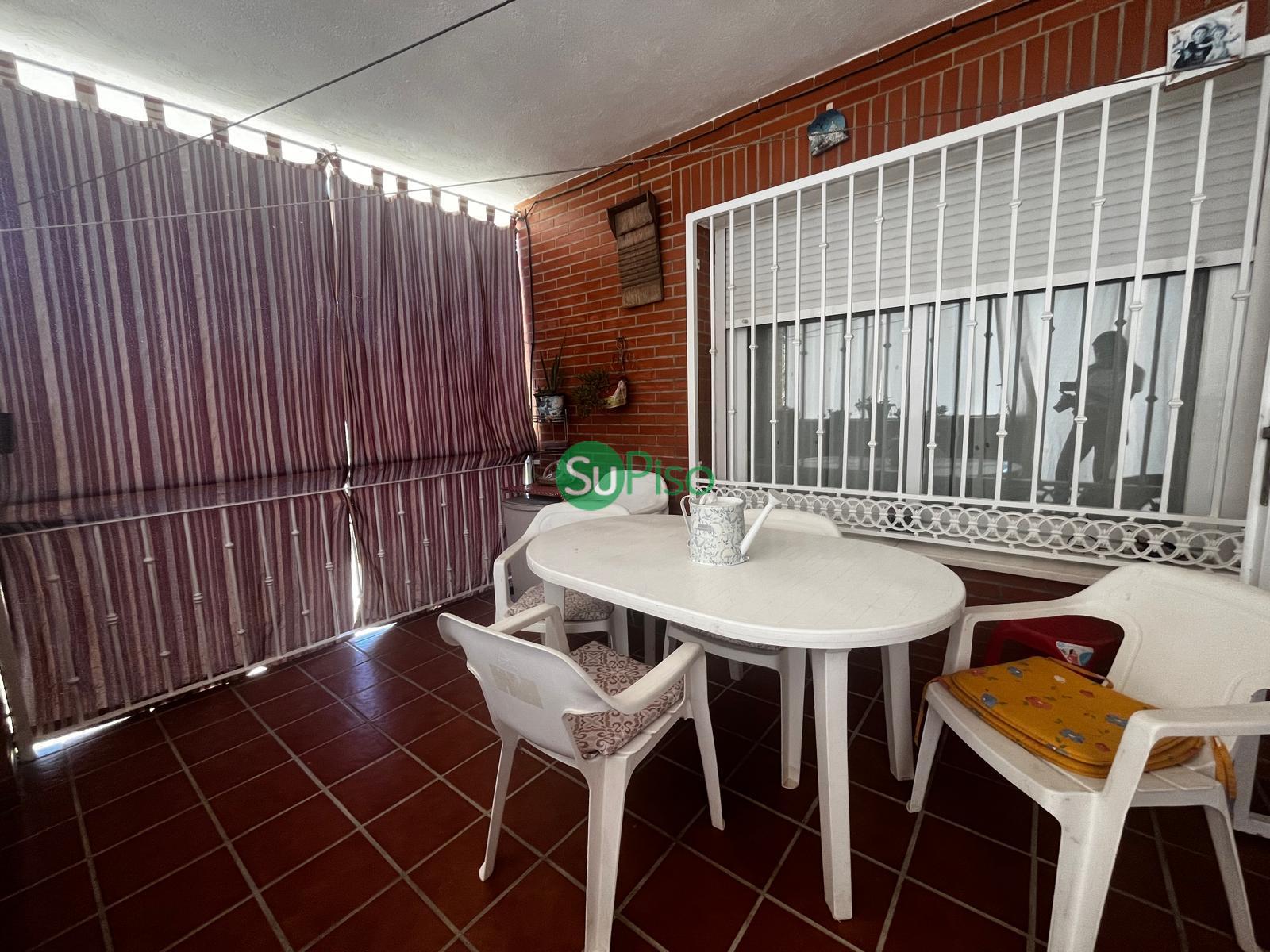 Venta de chalet en Yeles