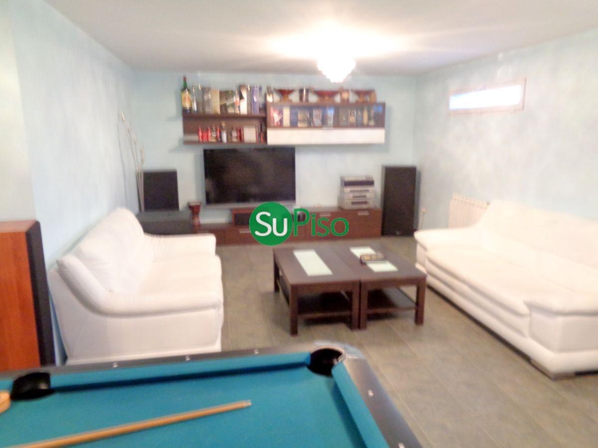 For sale of chalet in Yeles