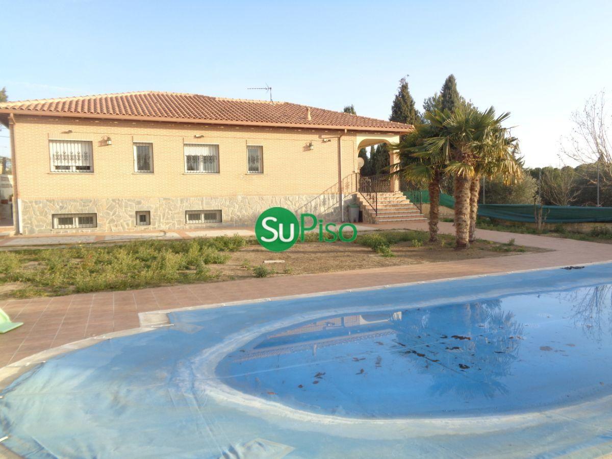 Venta de chalet en Yeles