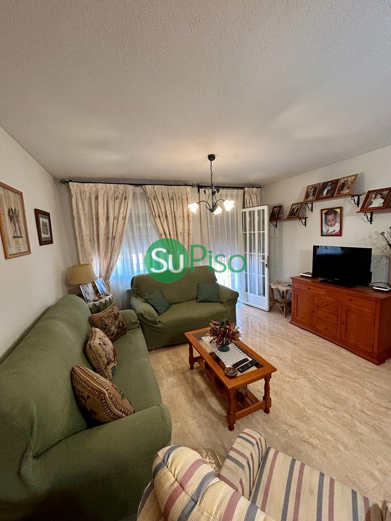 For sale of chalet in Yeles