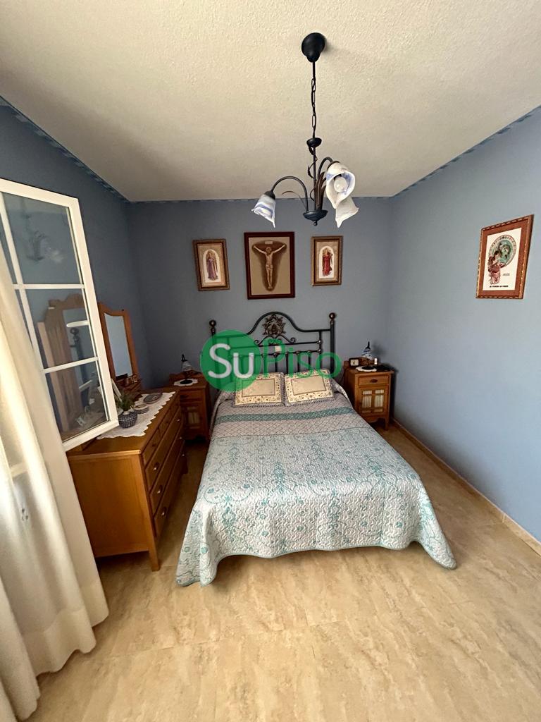 For sale of chalet in Yeles