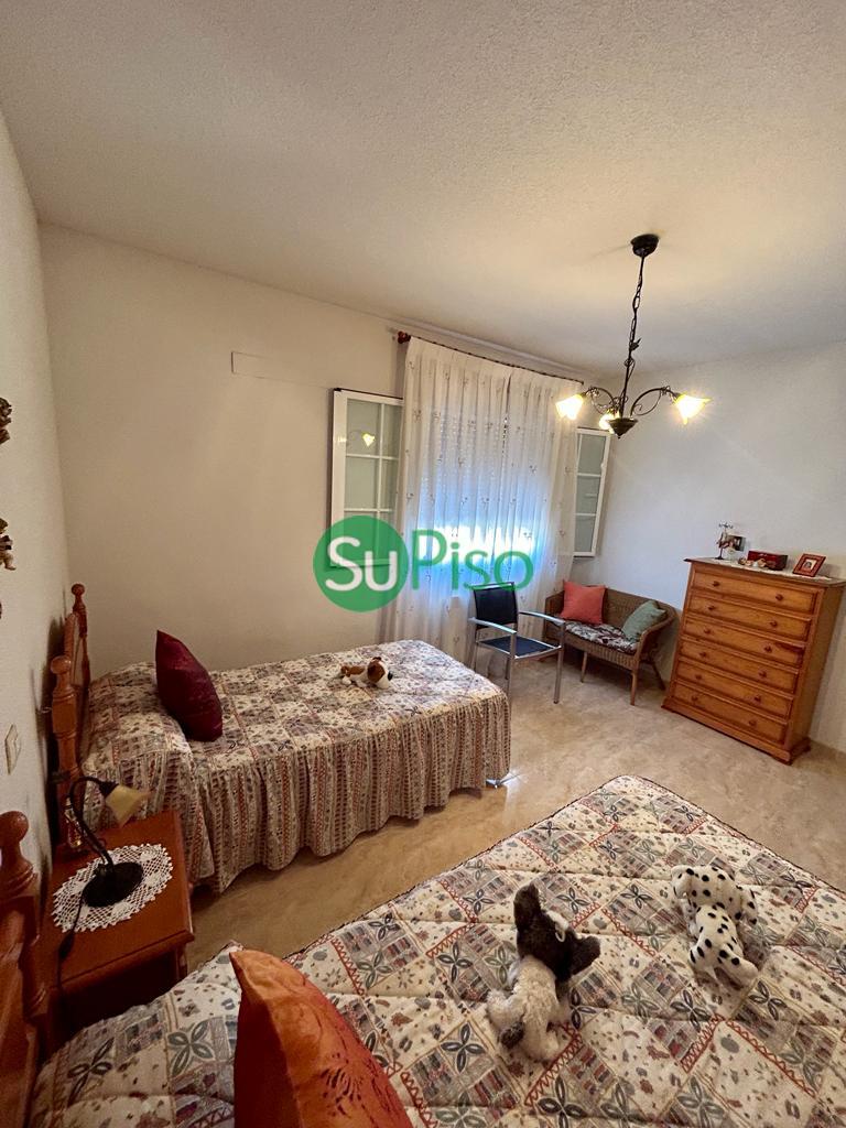 For sale of chalet in Yeles