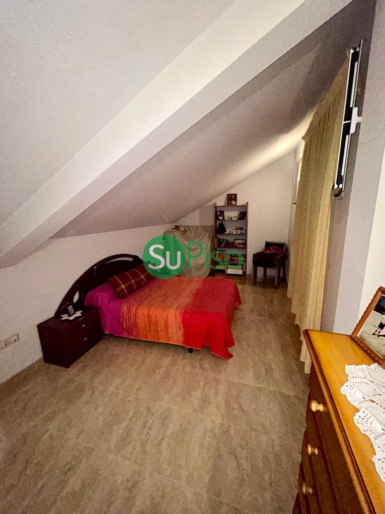 For sale of chalet in Yeles