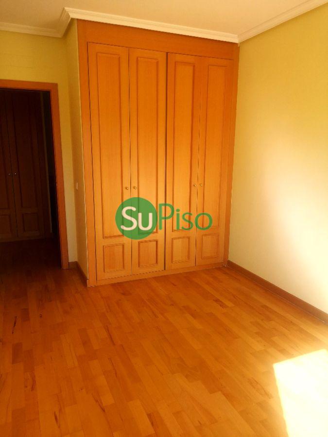 For sale of chalet in Parla