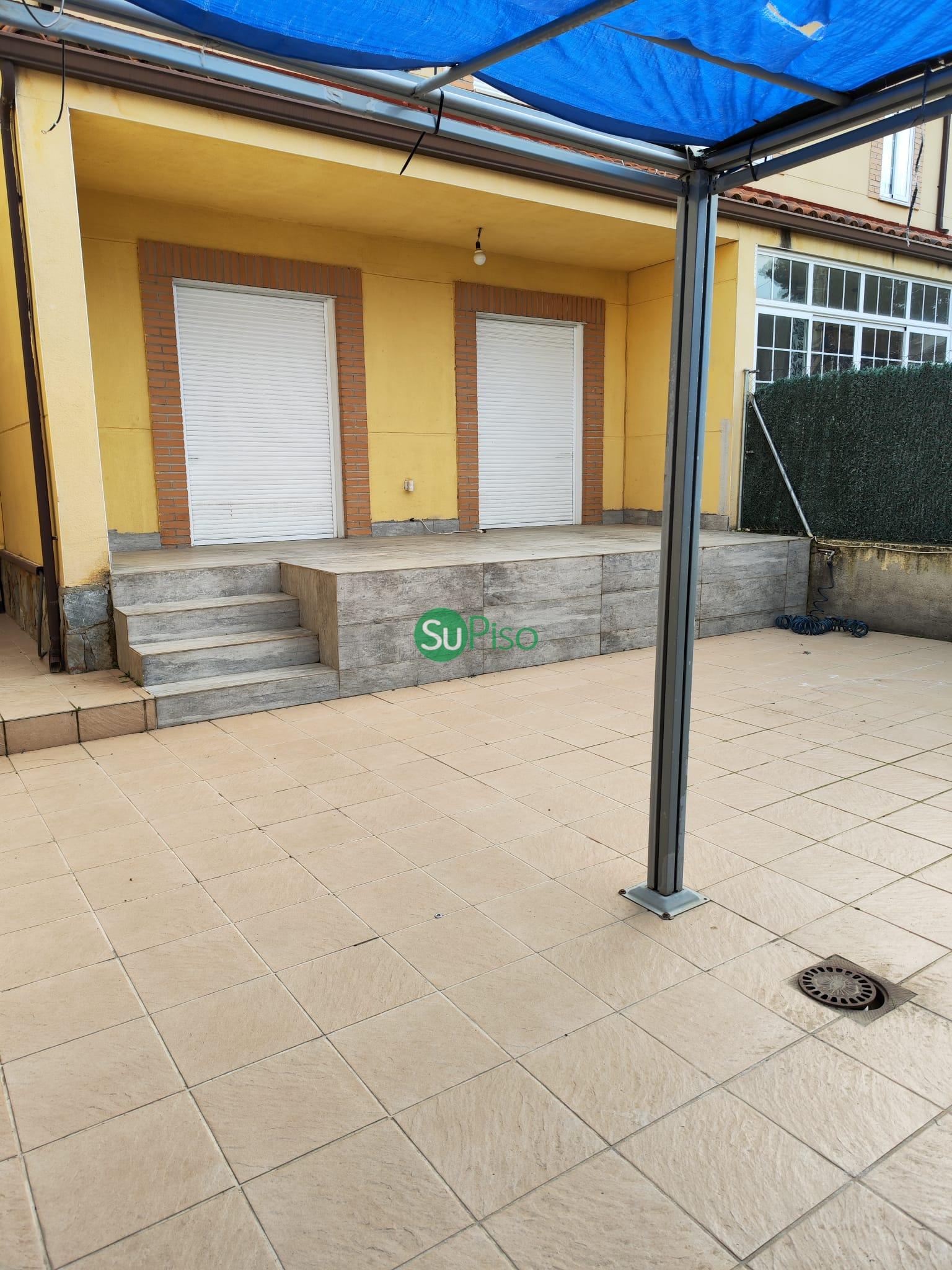 Venta de chalet en Yeles
