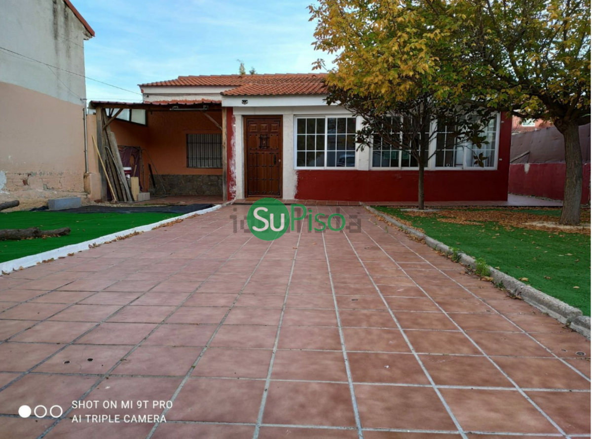 Venta de chalet en Yeles