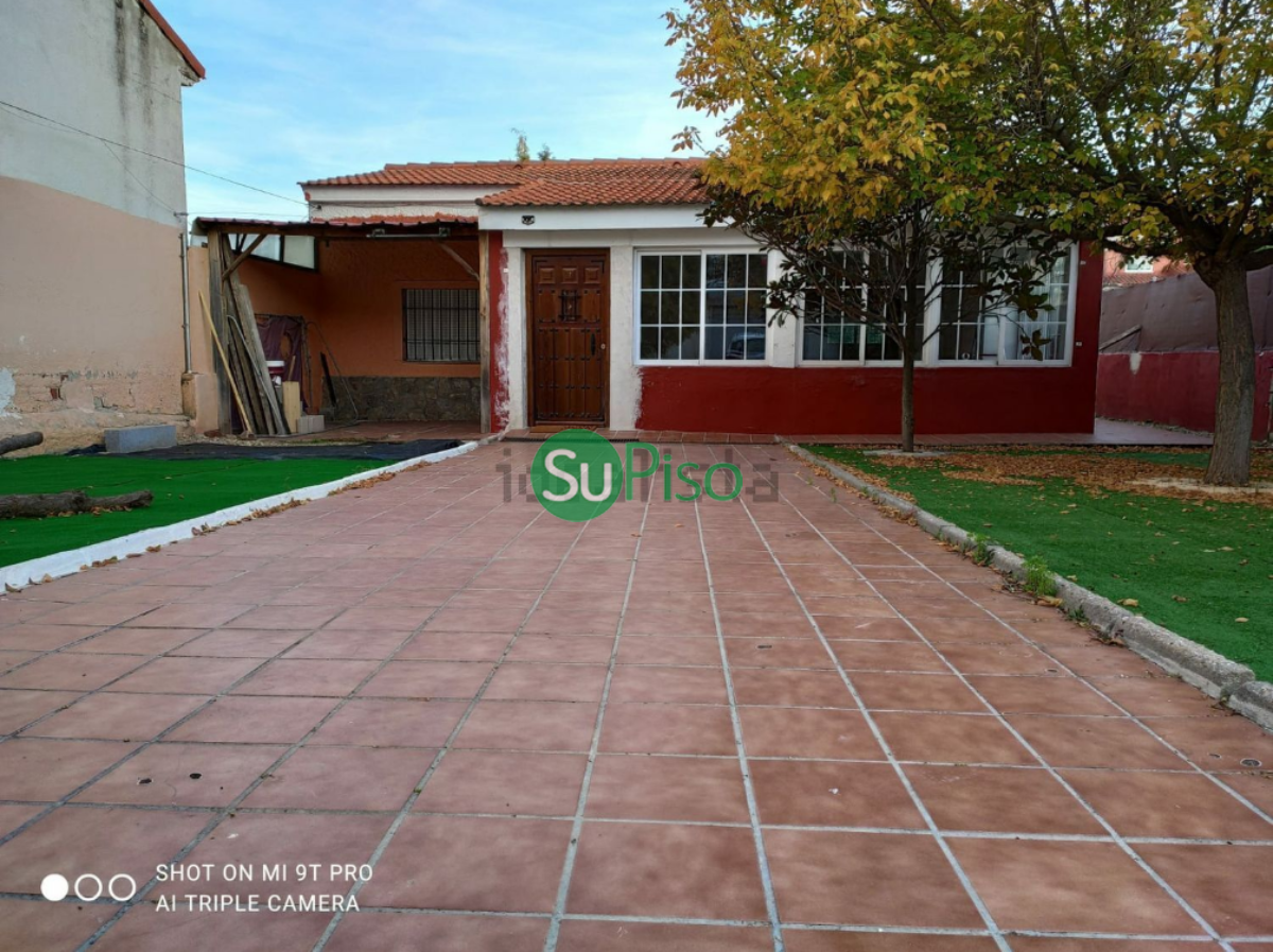 Venta de chalet en Yeles