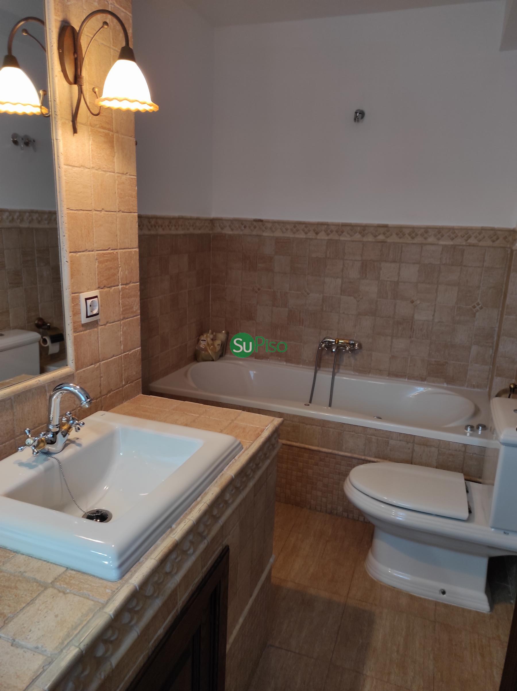 For sale of chalet in Yeles