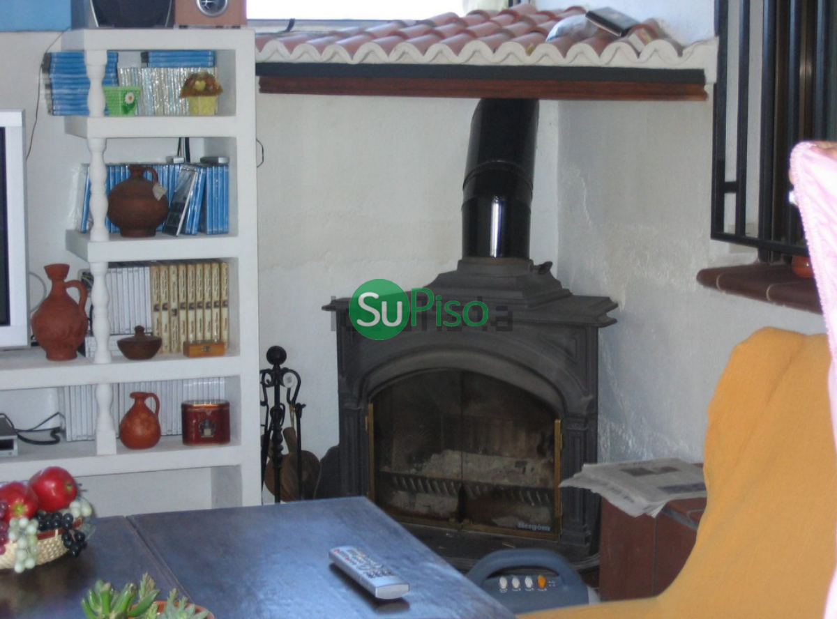For sale of chalet in Carranque