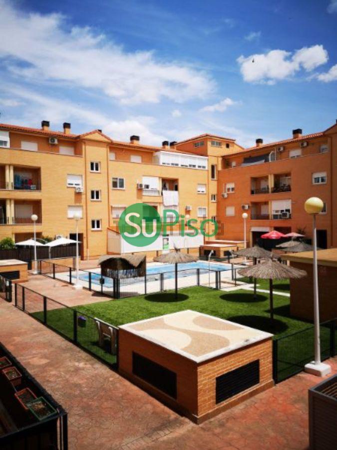 For sale of flat in Illescas