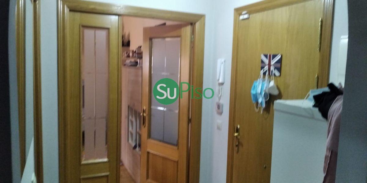 For sale of flat in Yuncler