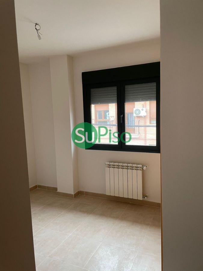 For sale of flat in Yeles