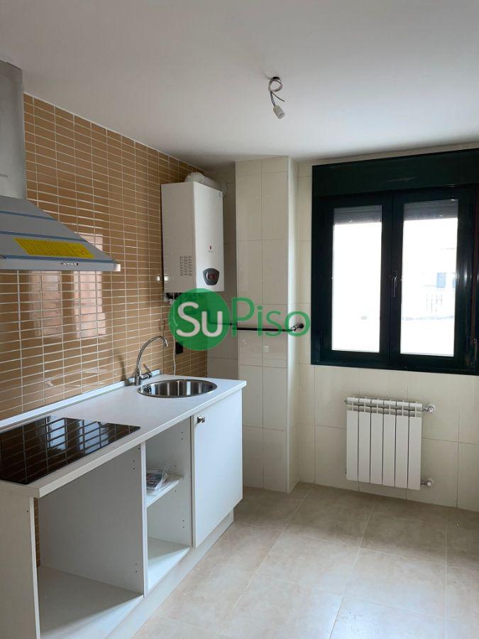 For sale of flat in Yeles