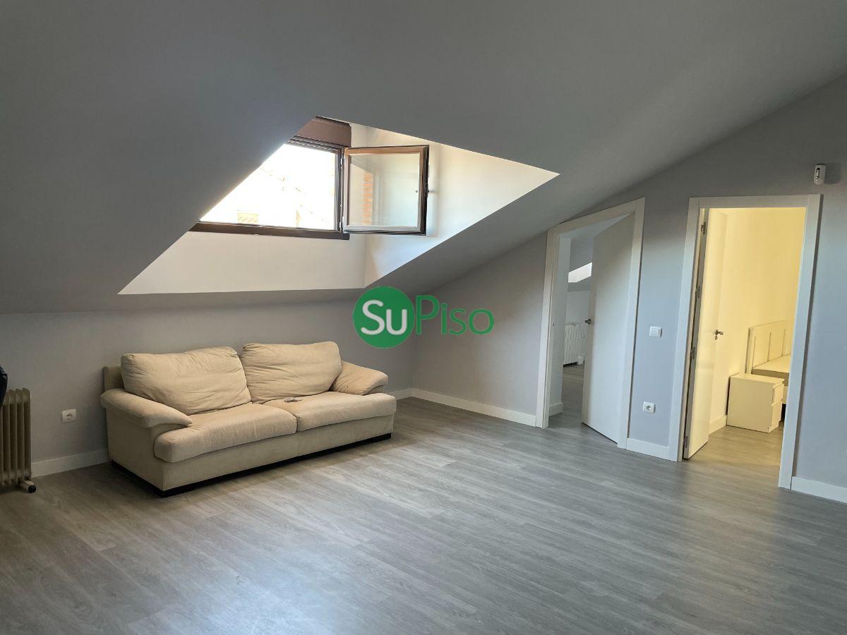 For rent of penthouse in Yeles